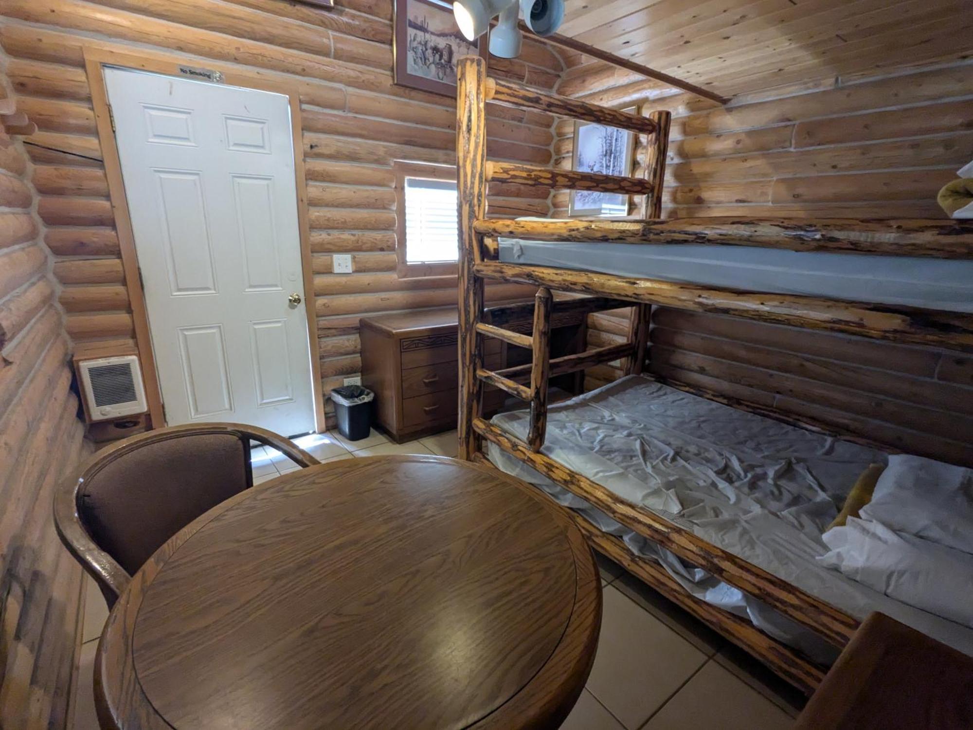 Jared'S Wild Rose Ranch Resort Island Park Habitación foto